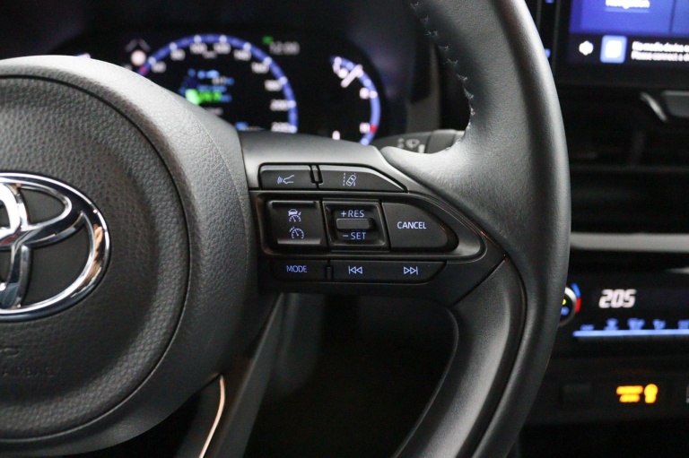 Toyota Yaris Cross - 1.5 Hybrid Dynamic 21