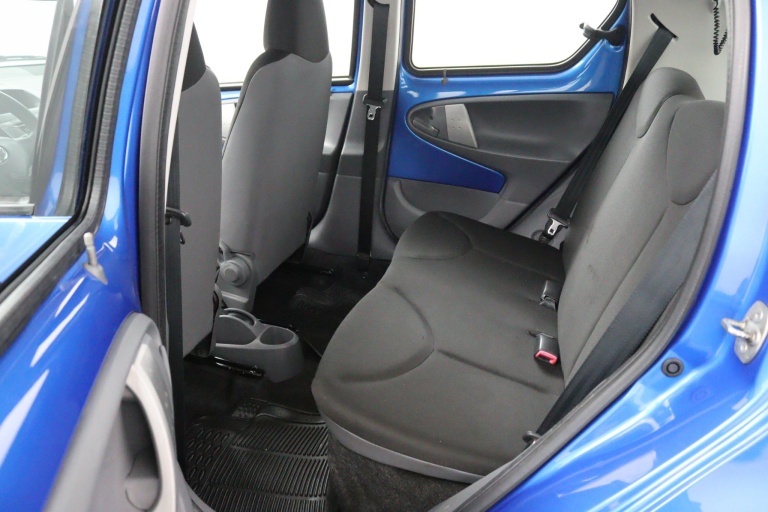 Toyota Aygo - 1.0-12V Cool 13