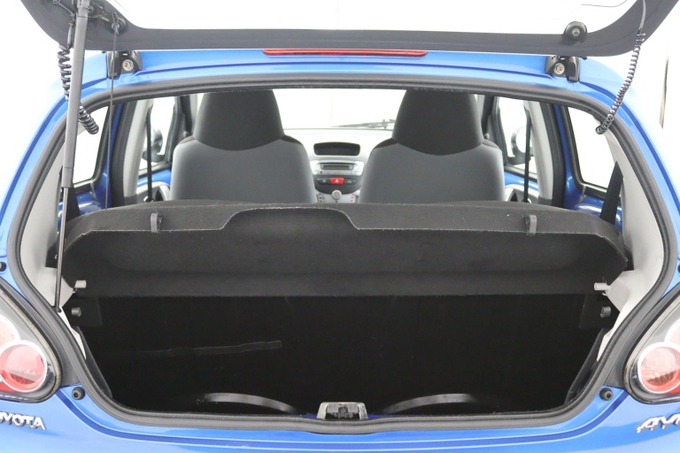 Toyota Aygo - 1.0-12V Cool 19