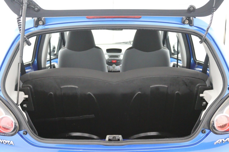 Toyota Aygo - 1.0-12V Cool 22