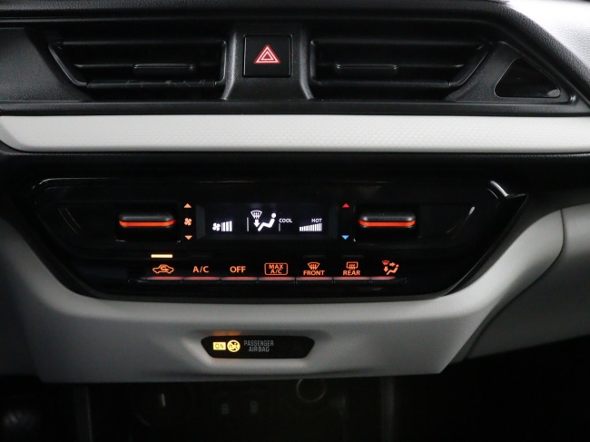 Suzuki Swift - 1.2 Select Smart Hybrid