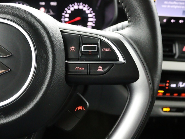 Suzuki Swift - 1.2 Select Smart Hybrid