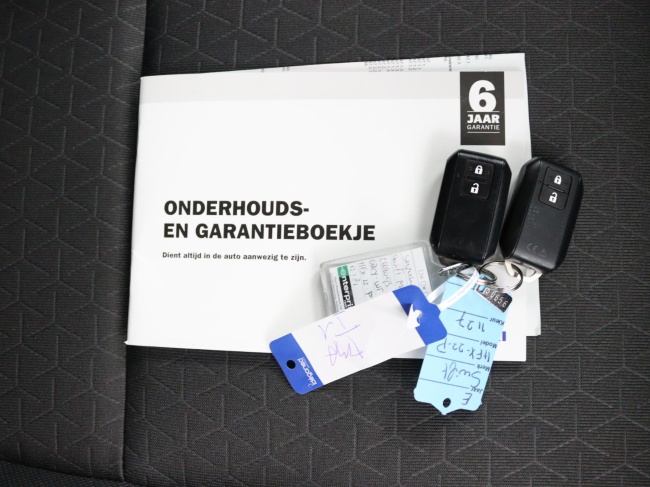 Suzuki Swift - 1.2 Select Smart Hybrid