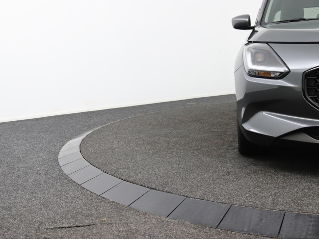 Suzuki Swift - 1.2 Select Smart Hybrid