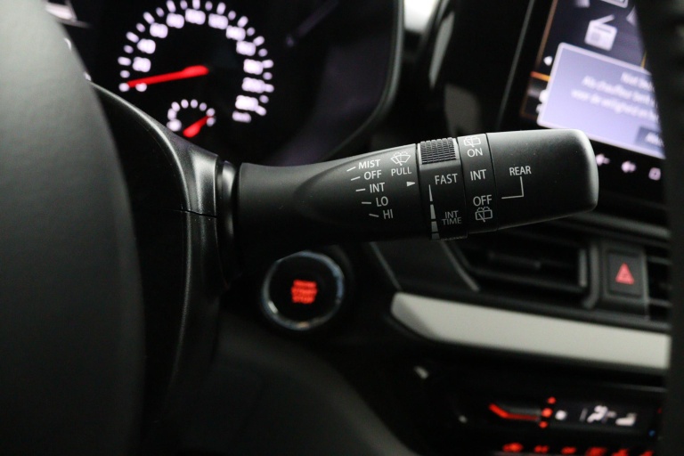 Suzuki Swift - 1.2 Select Smart Hybrid 23