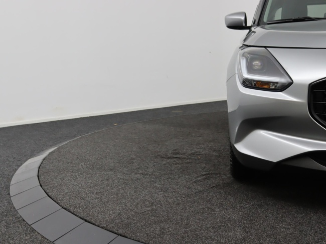 Suzuki Swift - 1.2 Select Smart Hybrid