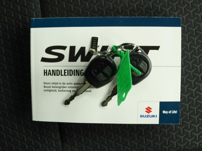 Suzuki Swift - 1.2 Select Smart Hybrid