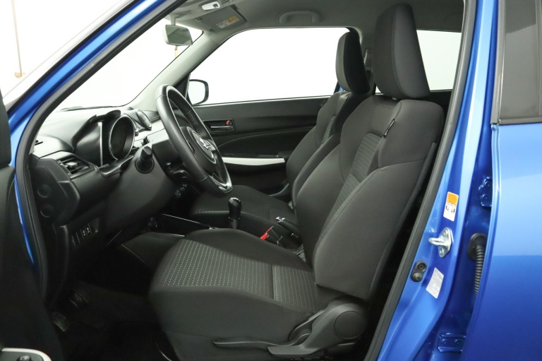 Suzuki Swift - 1.2 Select Smart Hybrid 17