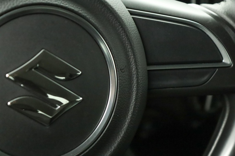 Suzuki Swift - 1.2 Select Smart Hybrid 21