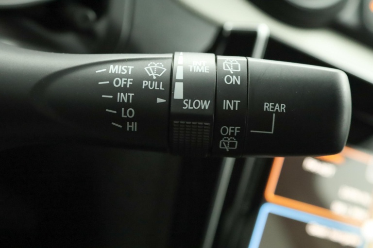 Suzuki Swift - 1.2 Select Smart Hybrid 32