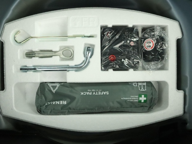 Suzuki Swift - 1.2 Select Smart Hybrid