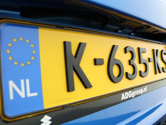 Suzuki Swift - 1.2 Select Smart Hybrid