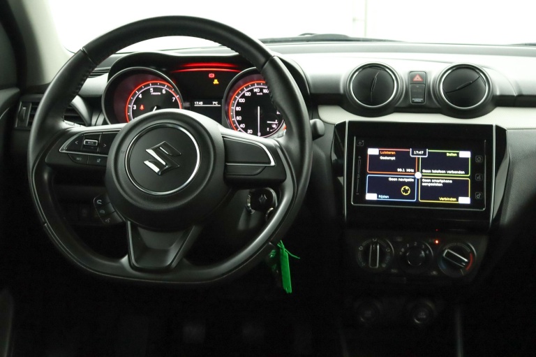 Suzuki Swift - 1.2 Select Smart Hybrid 61