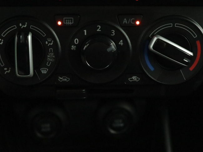 Suzuki Swift - 1.2 Select Smart Hybrid