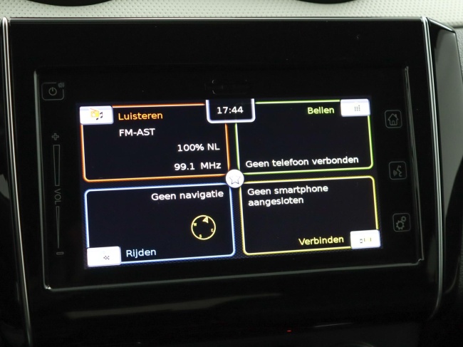 Suzuki Swift - 1.2 Select Smart Hybrid