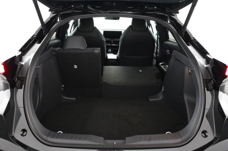 Toyota C-HR - 1.8 Hybrid 140 Black Edition 22