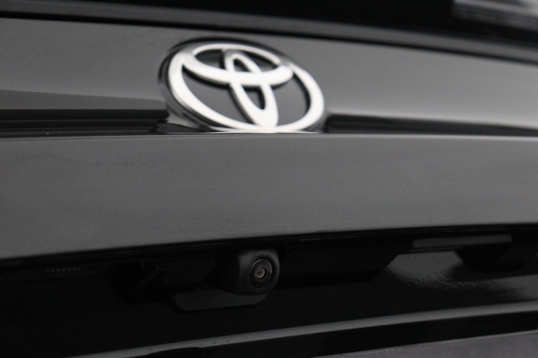 Toyota C-HR - 1.8 Hybrid 140 Black Edition 35