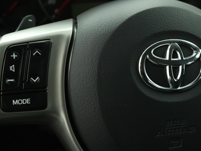 Toyota Yaris - 1.3 VVT-i Aspiration