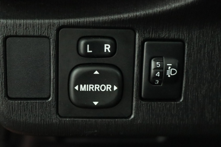 Toyota Yaris - 1.3 VVT-i Aspiration 30