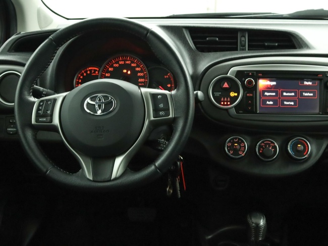 Toyota Yaris - 1.3 VVT-i Aspiration