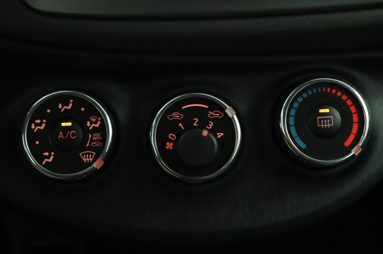 Toyota Yaris - 1.3 VVT-i Aspiration 7