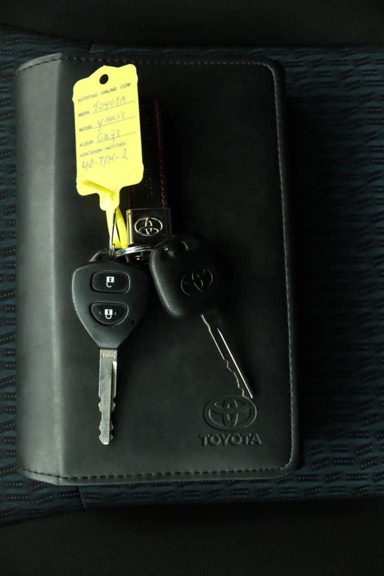 Toyota Yaris - 1.3 VVT-i Aspiration 11