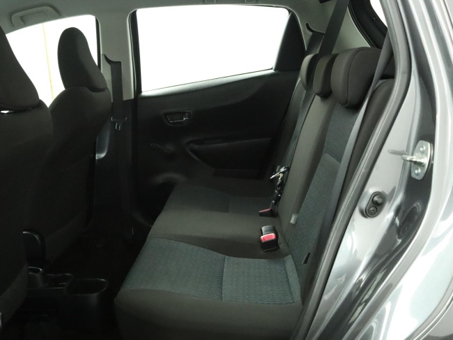 Toyota Yaris - 1.3 VVT-i Aspiration