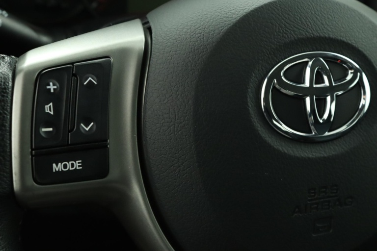 Toyota Yaris - 1.3 VVT-i Aspiration 19