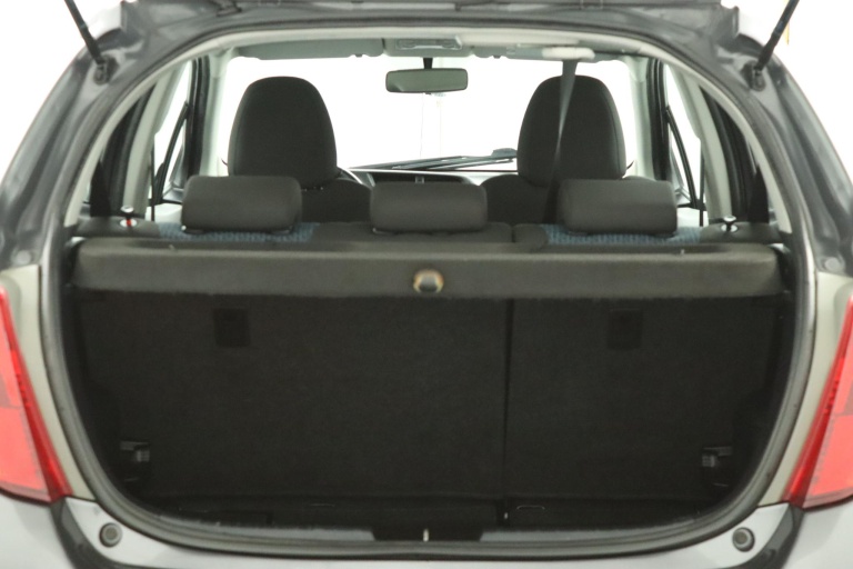 Toyota Yaris - 1.3 VVT-i Aspiration 23