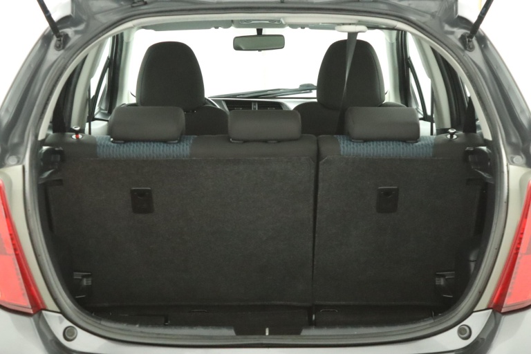 Toyota Yaris - 1.3 VVT-i Aspiration 24