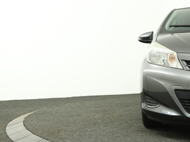 Toyota Yaris - 1.3 VVT-i Aspiration