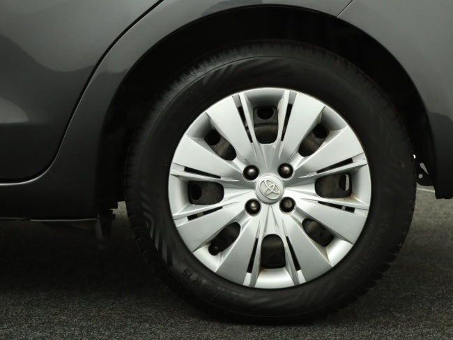 Toyota Yaris - 1.3 VVT-i Aspiration