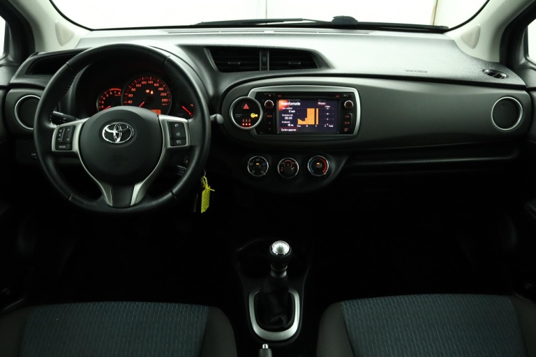 Toyota Yaris - 1.3 VVT-i Aspiration 4