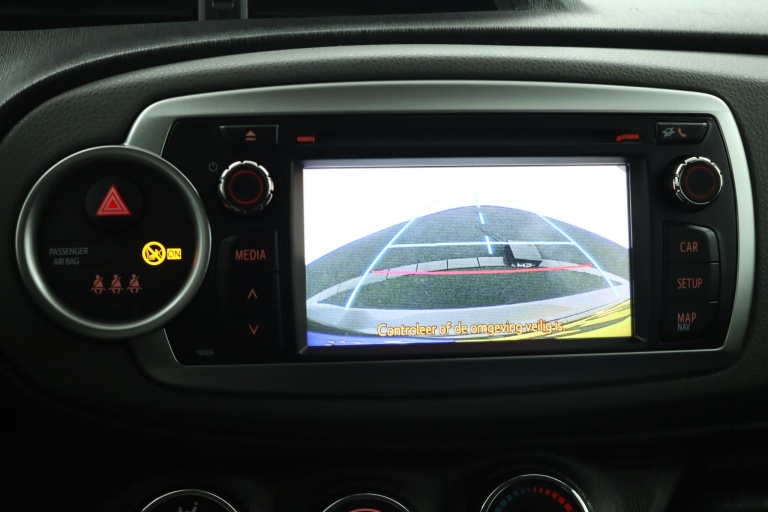 Toyota Yaris - 1.3 VVT-i Aspiration 9