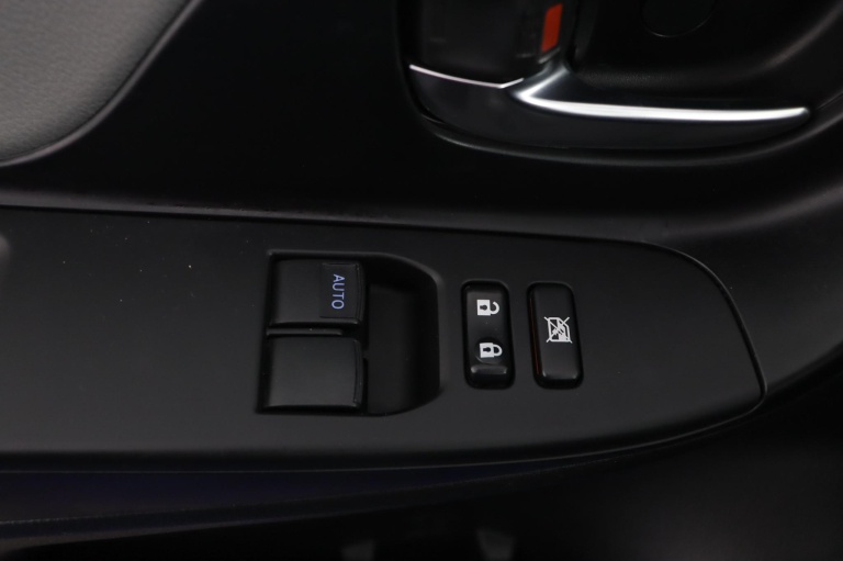 Toyota Yaris - 1.5 Hybrid Active 29