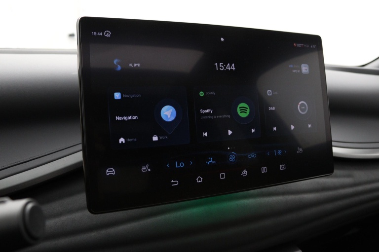 BYD ATTO 3 - Comfort 60 kWh 23