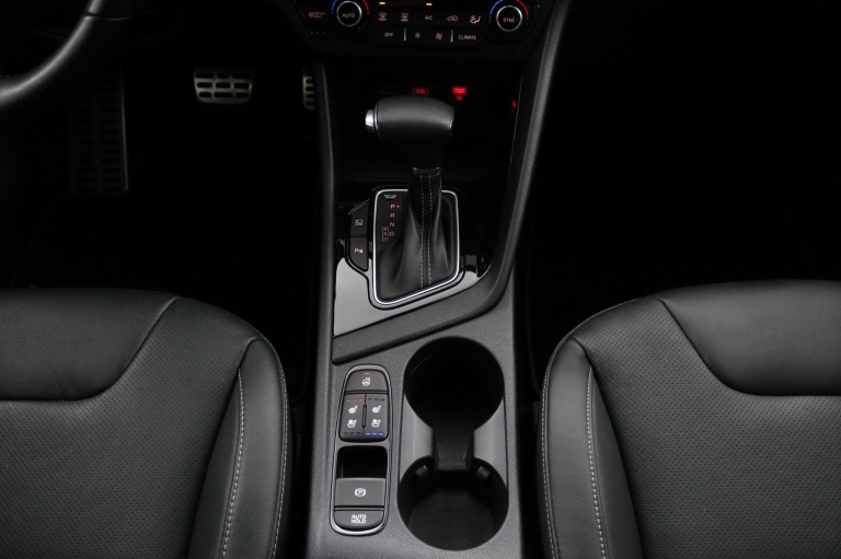 Kia Niro - 1.6 GDi Hybrid ExecutiveLine 27