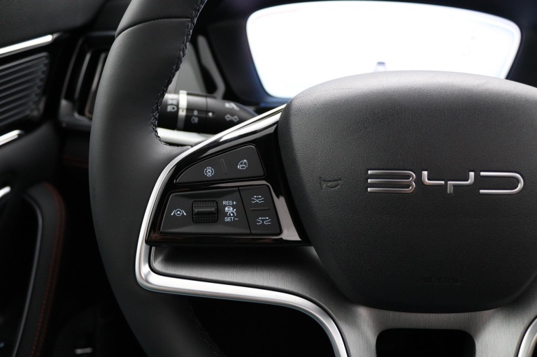 BYD SEAL U - 1.5 DM-i FWD Boost 19