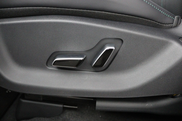 BYD SEAL U - 1.5 DM-i FWD Boost 64