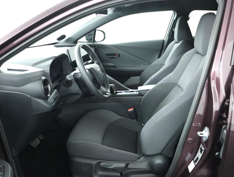 Toyota C-HR - 1.8 Hybrid 140 Business Plus 17