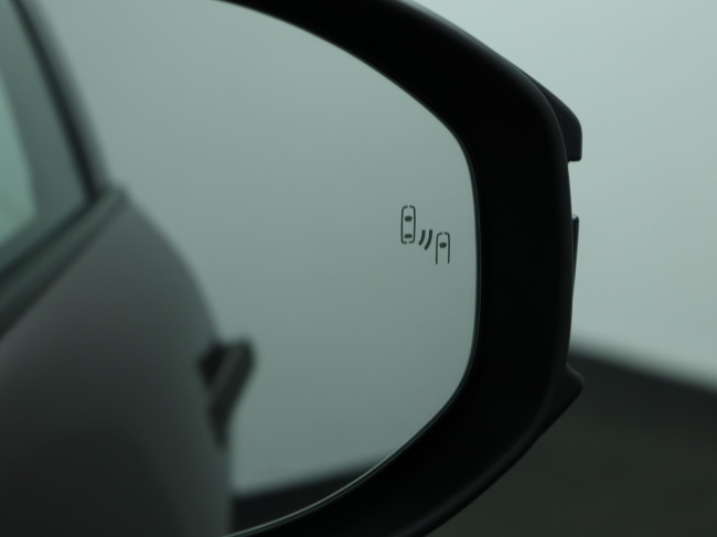 Toyota C-HR - 1.8 Hybrid 140 Business Plus