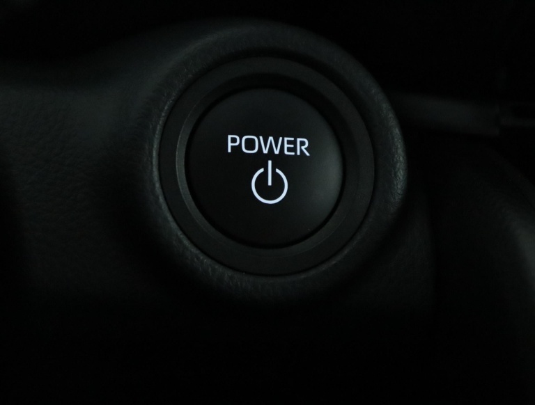 Toyota C-HR - 1.8 Hybrid 140 Business Plus 52