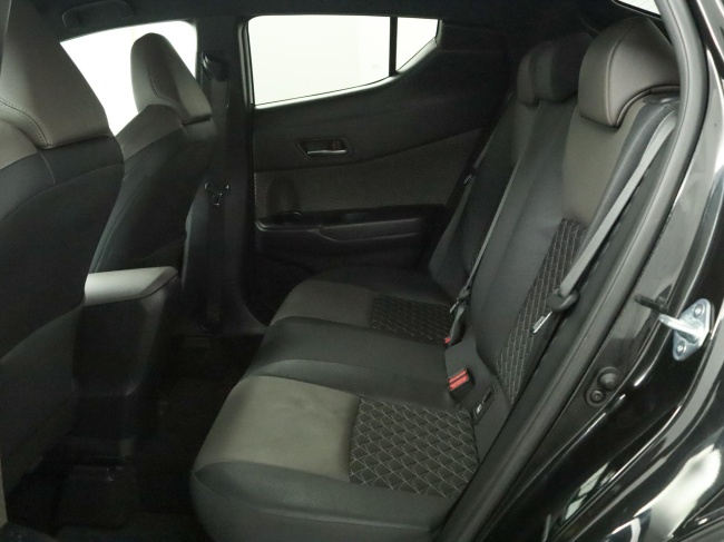 Toyota C-HR - 1.8 Hybrid Executive