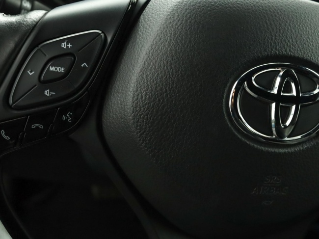 Toyota C-HR - 1.8 Hybrid Executive
