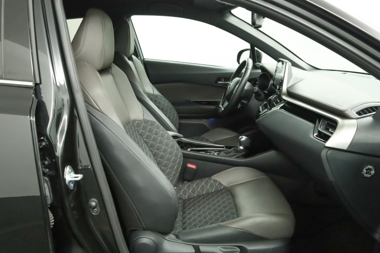 Toyota C-HR - 1.8 Hybrid Executive 22