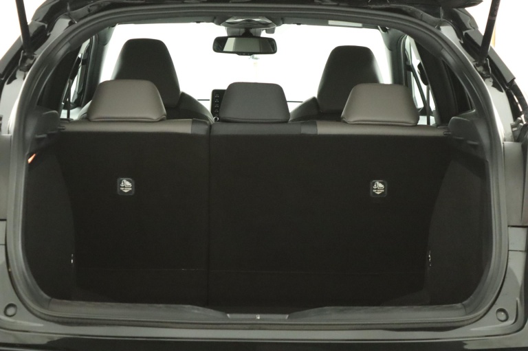 Toyota C-HR - 1.8 Hybrid Executive 24