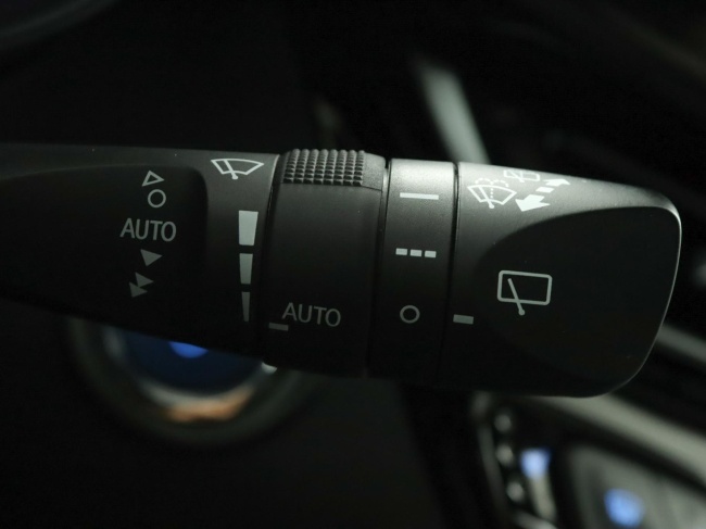 Toyota C-HR - 1.8 Hybrid Executive