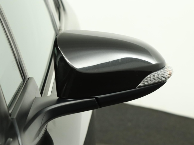 Toyota C-HR - 1.8 Hybrid Executive