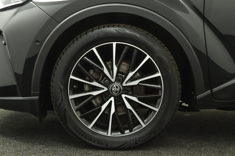 Toyota C-HR - 1.8 Hybrid Executive 38