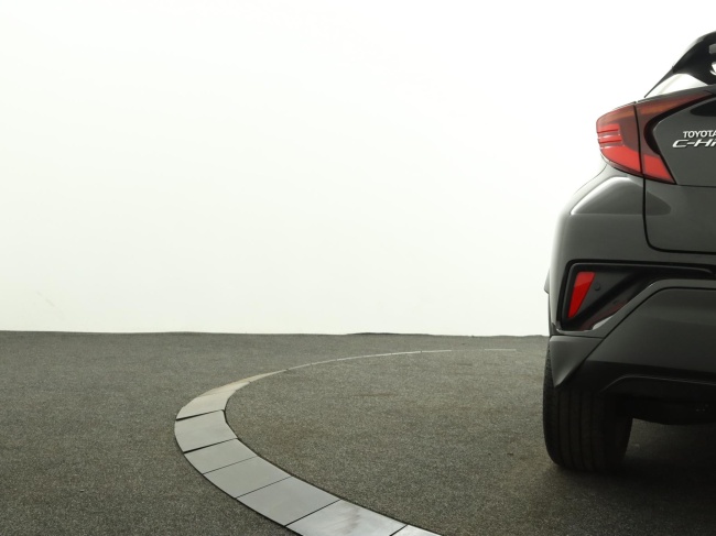 Toyota C-HR - 1.8 Hybrid Executive